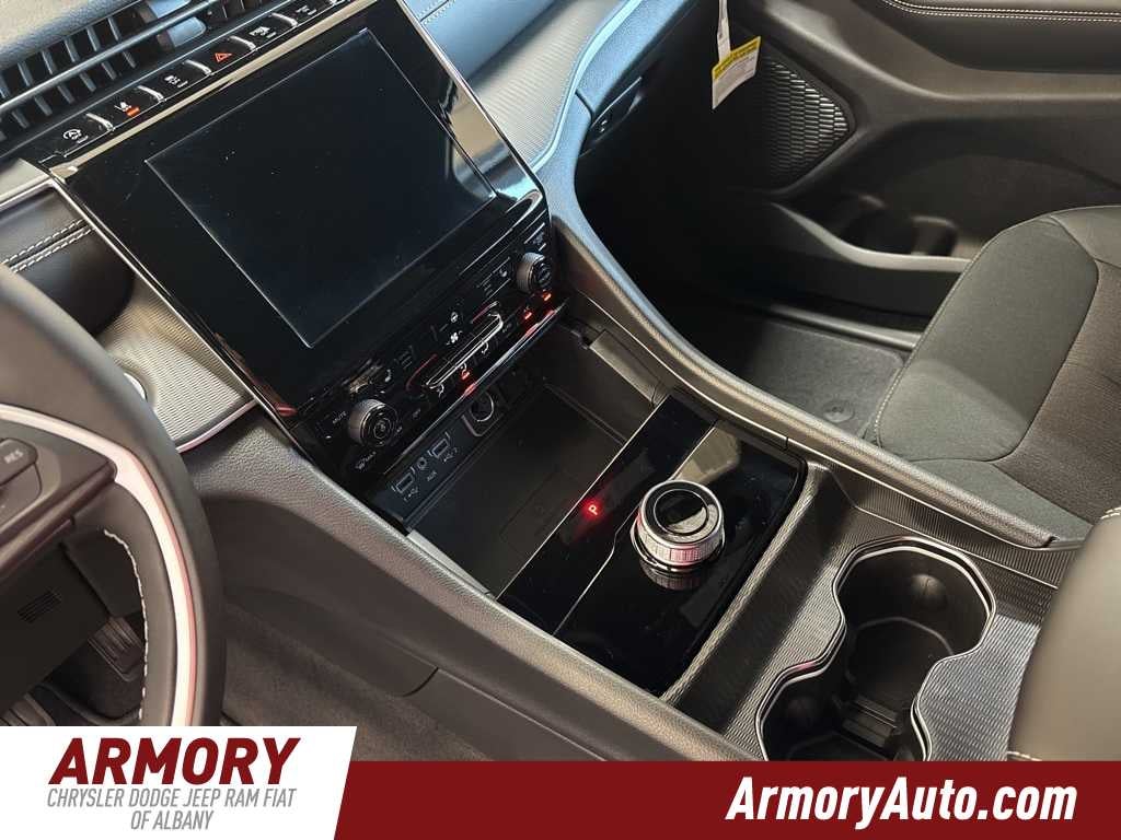 2025 Jeep Grand Cherokee L Laredo X