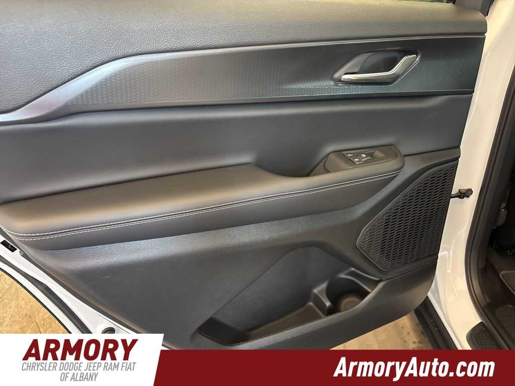 2025 Jeep Grand Cherokee L Laredo X