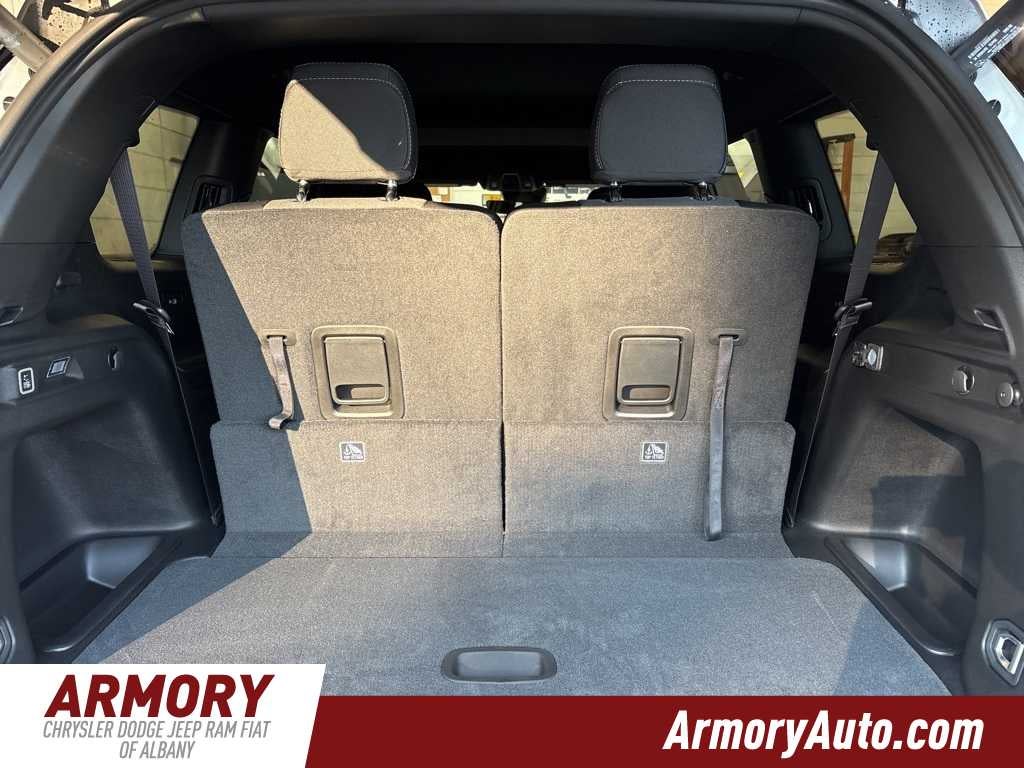 2025 Jeep Grand Cherokee L Laredo X