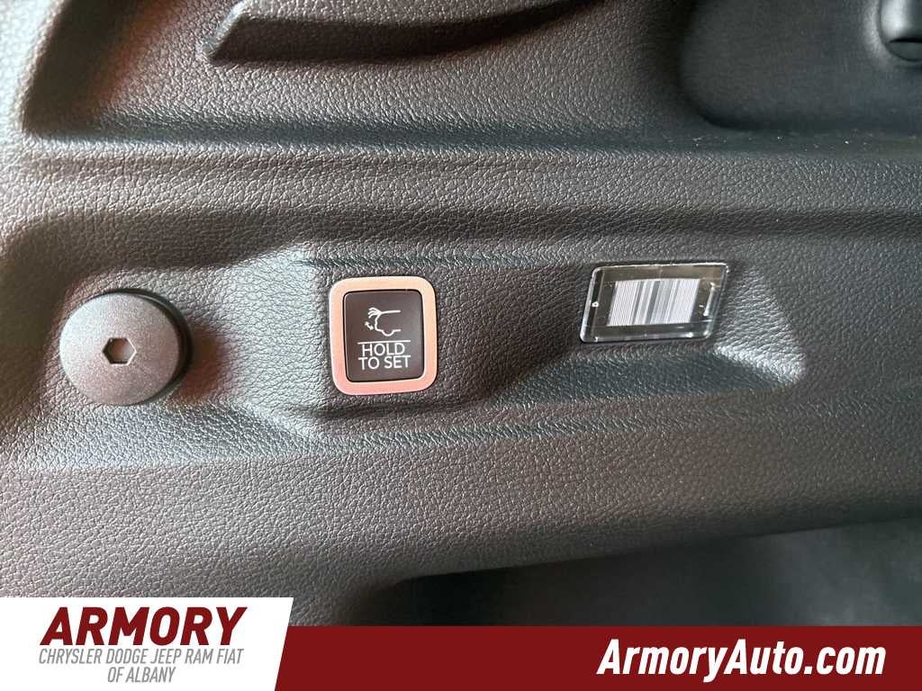 2025 Jeep Grand Cherokee L Laredo X