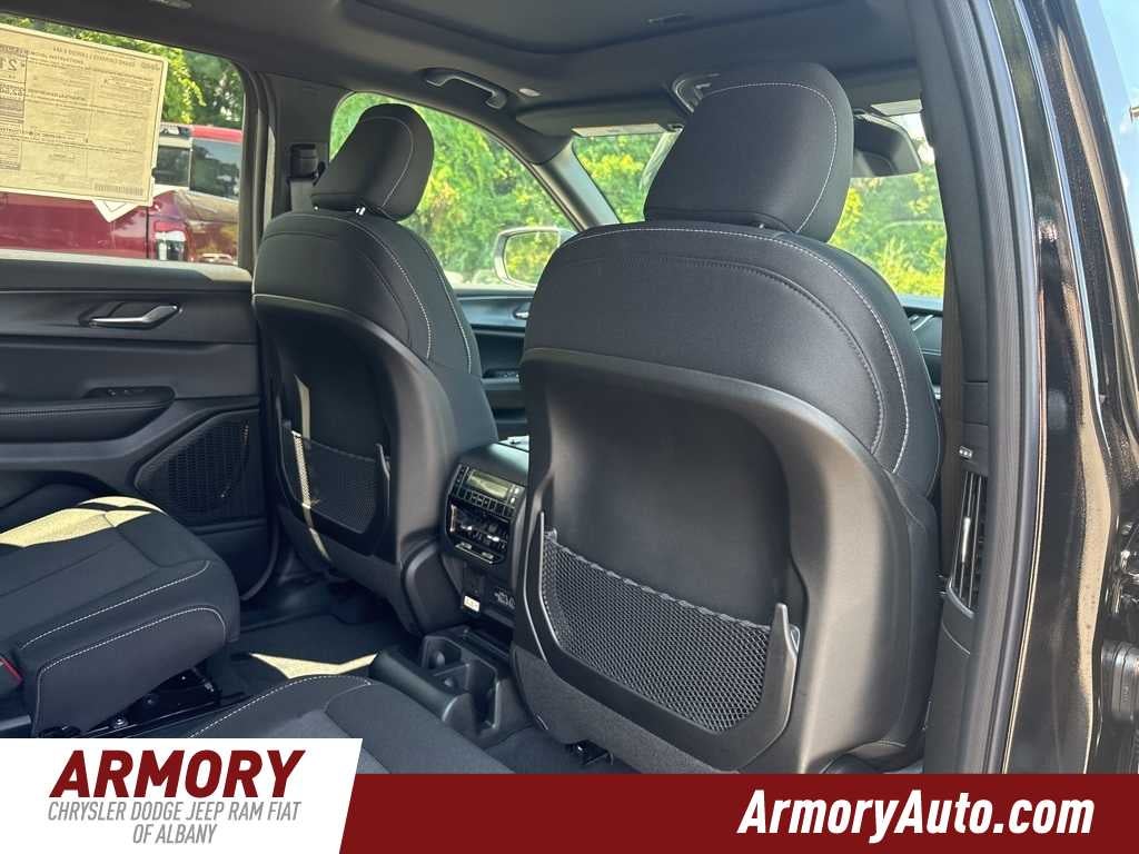 2025 Jeep Grand Cherokee L Laredo X