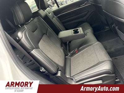 2027 Jeep Grand Cherokee L Laredo Altitude