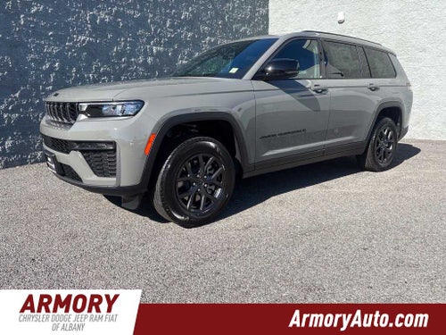 2027 Jeep Grand Cherokee Laredo Altitude