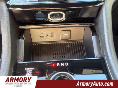 2027 Jeep Grand Cherokee Laredo Altitude