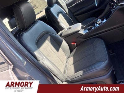 2027 Jeep Grand Cherokee Laredo Altitude