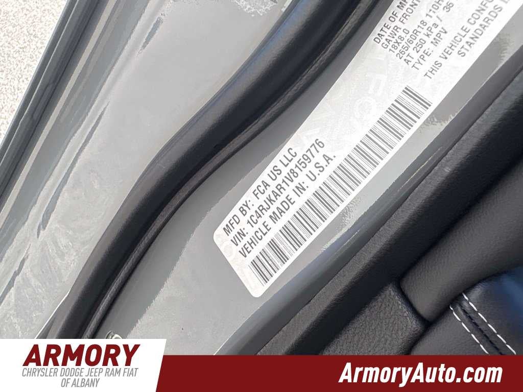 2027 Jeep Grand Cherokee Laredo Altitude