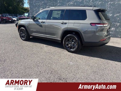 2027 Jeep Grand Cherokee Laredo Altitude