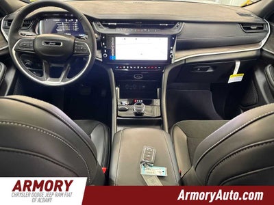 2027 Jeep Grand Cherokee L Laredo Altitude