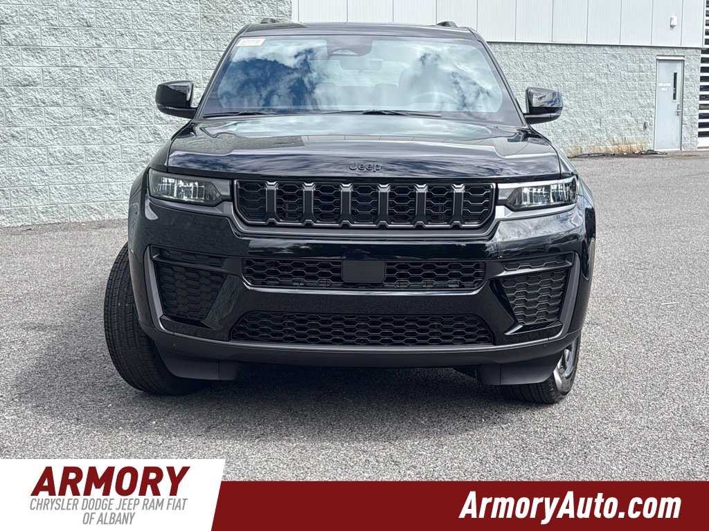 2027 Jeep Grand Cherokee L Laredo Altitude