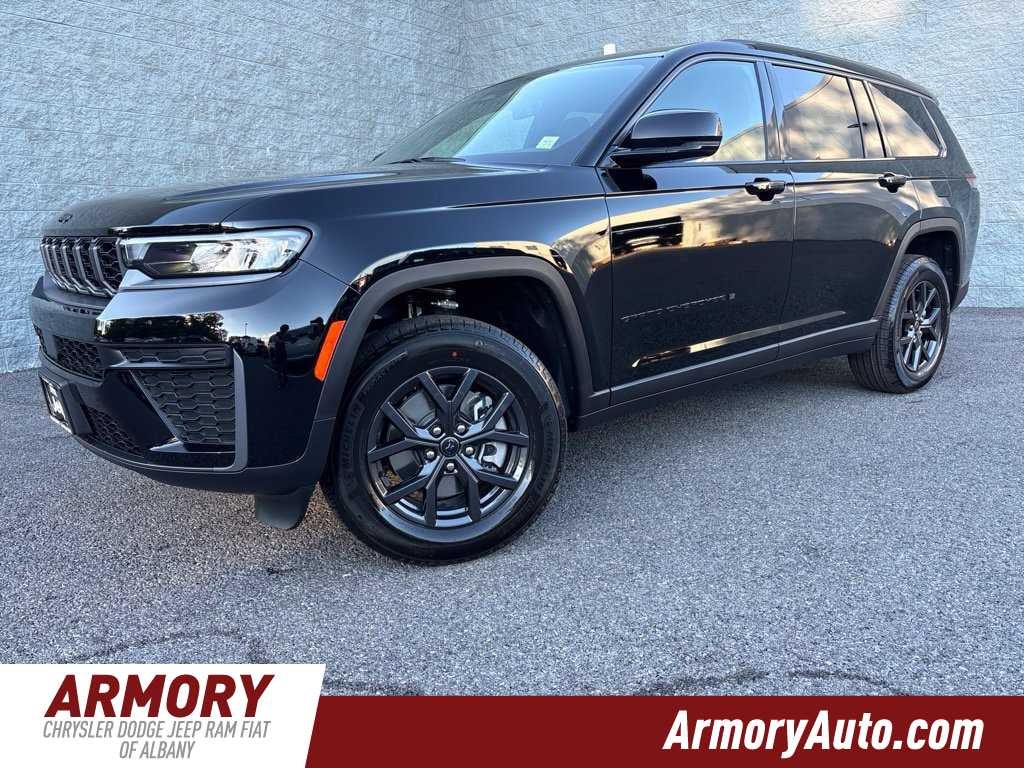 2027 Jeep Grand Cherokee Laredo Altitude