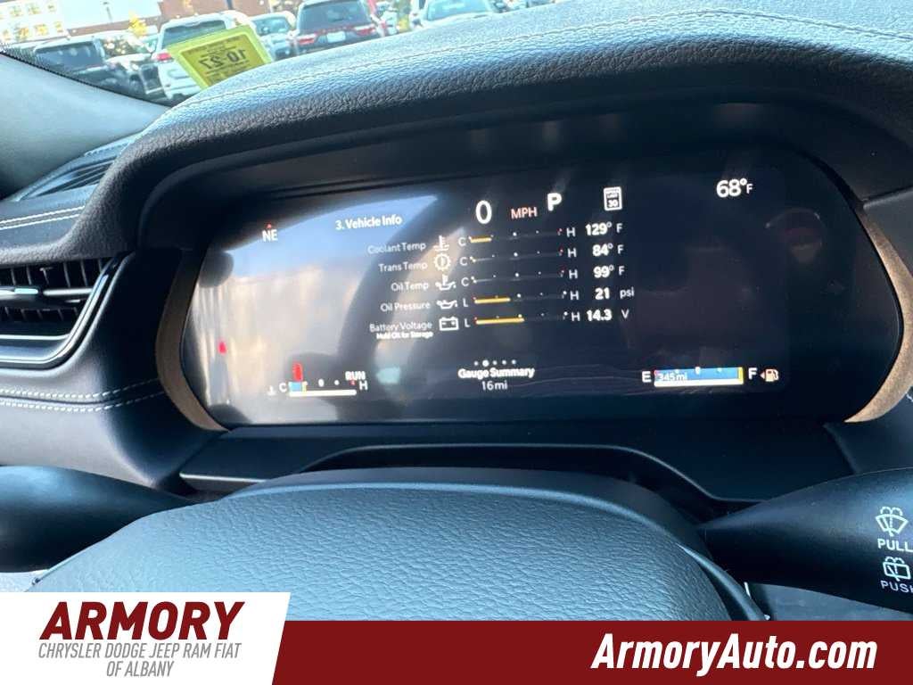 2027 Jeep Grand Cherokee Laredo Altitude
