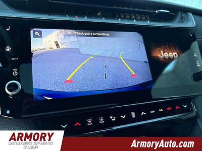 2027 Jeep Grand Cherokee Laredo Altitude