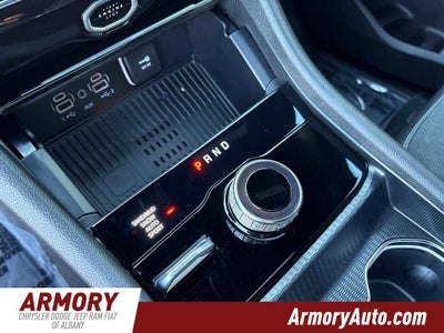 2027 Jeep Grand Cherokee Laredo Altitude