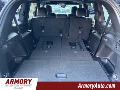 2027 Jeep Grand Cherokee Laredo Altitude