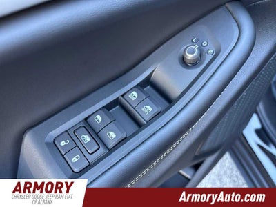2027 Jeep Grand Cherokee Laredo Altitude