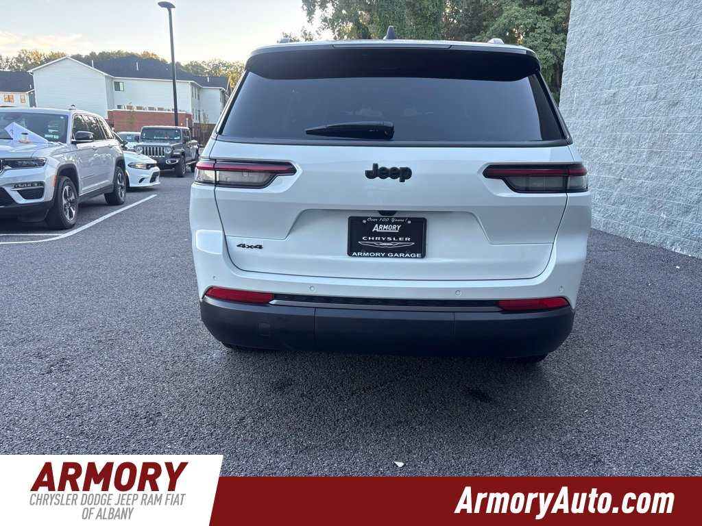 2027 Jeep Grand Cherokee Limited