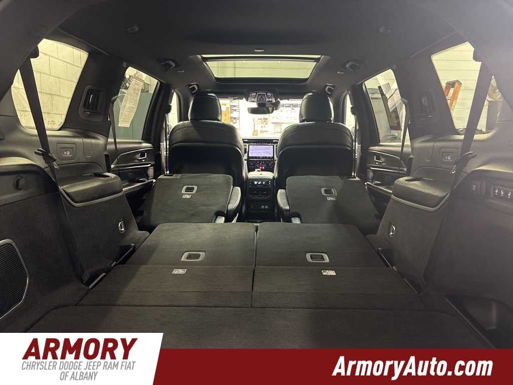 2023 Jeep Grand Cherokee L Overland