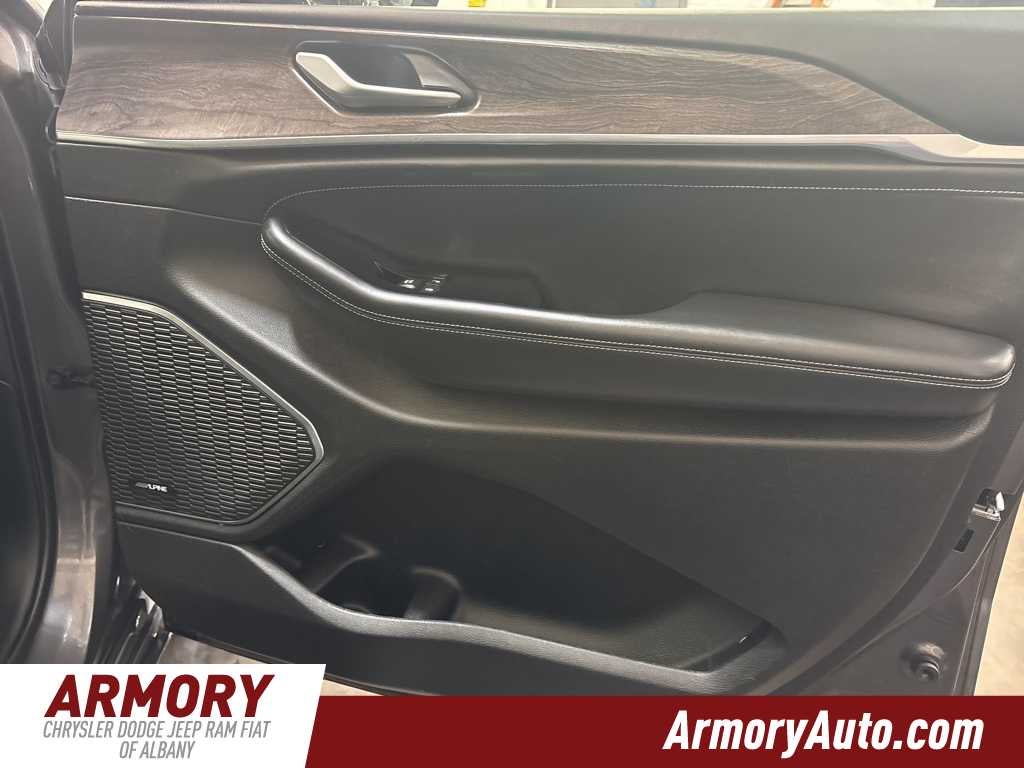 2023 Jeep Grand Cherokee L Overland