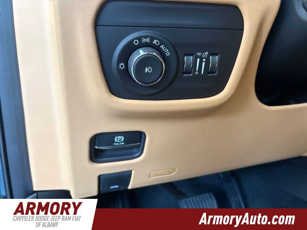 2026 Jeep Grand Cherokee L Summit