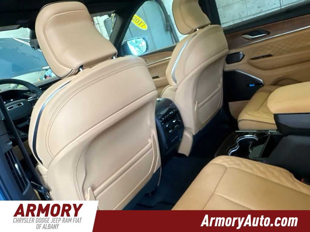 2026 Jeep Grand Cherokee L Summit