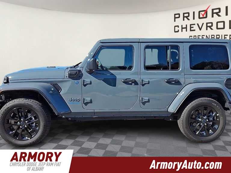 2025 Jeep Wrangler 4xe Sahara