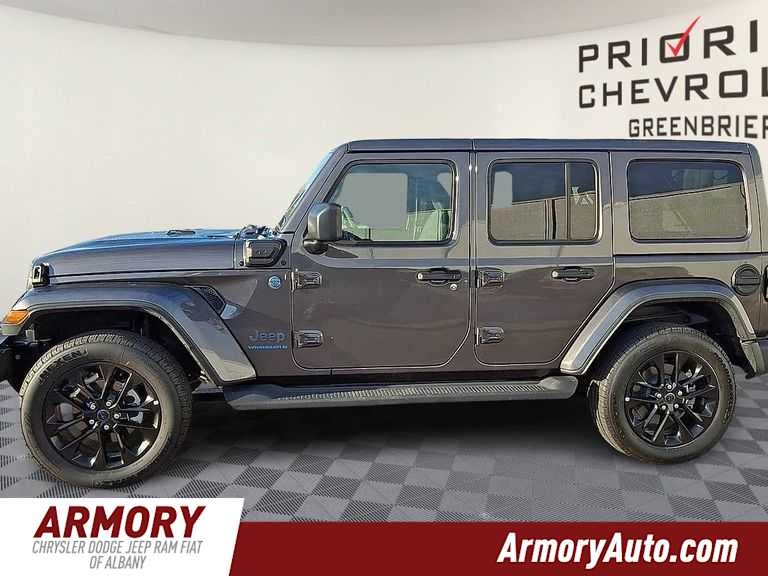 2025 Jeep Wrangler 4xe Sahara