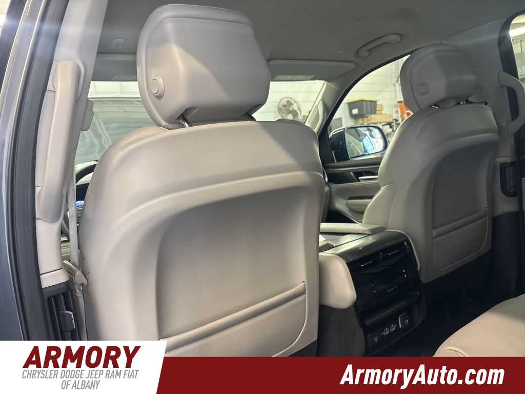 2023 Jeep Wagoneer L Series II