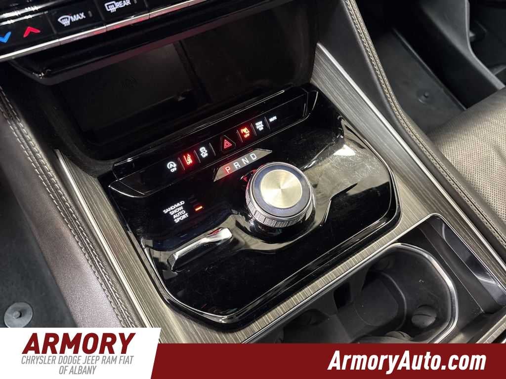 2024 Jeep Wagoneer L Series II