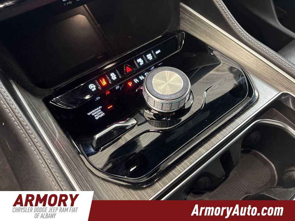 2024 Jeep Wagoneer L Series II