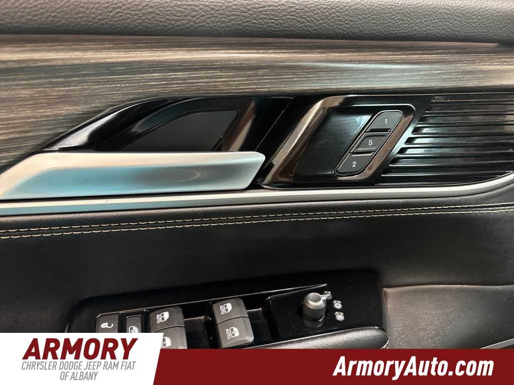 2024 Jeep Wagoneer L Series II