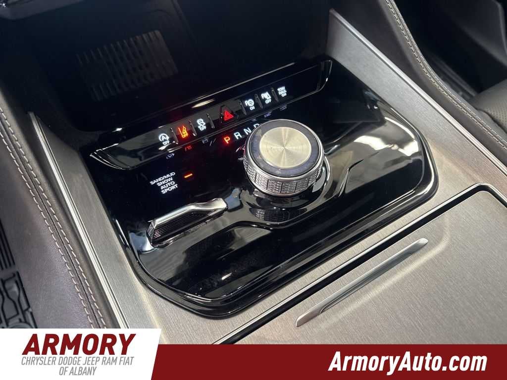 2026 Jeep Grand Wagoneer 4x4