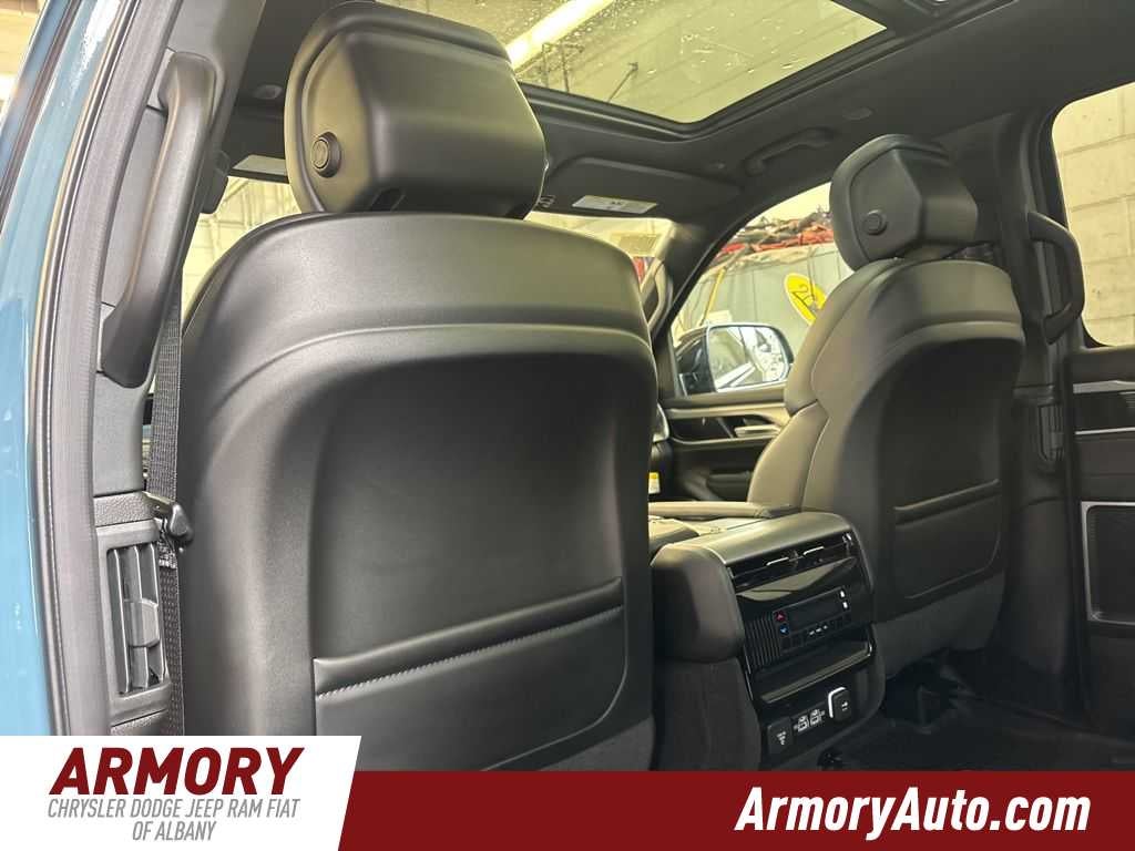 2026 Jeep Grand Wagoneer 4x4