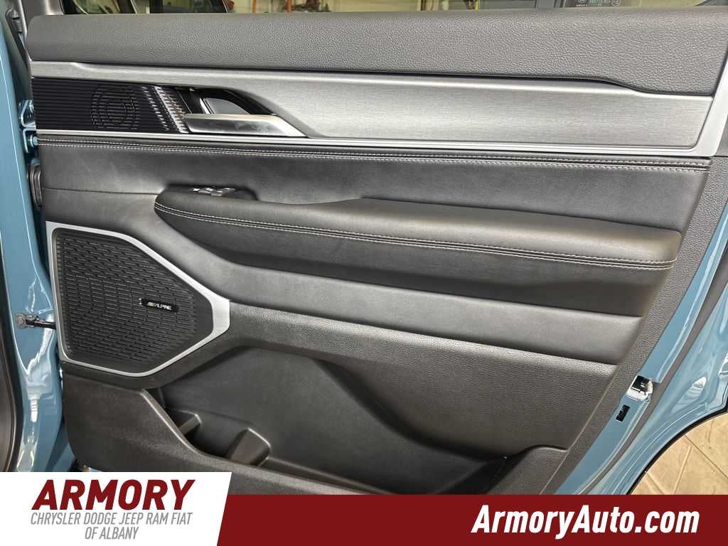 2026 Jeep Grand Wagoneer 4x4