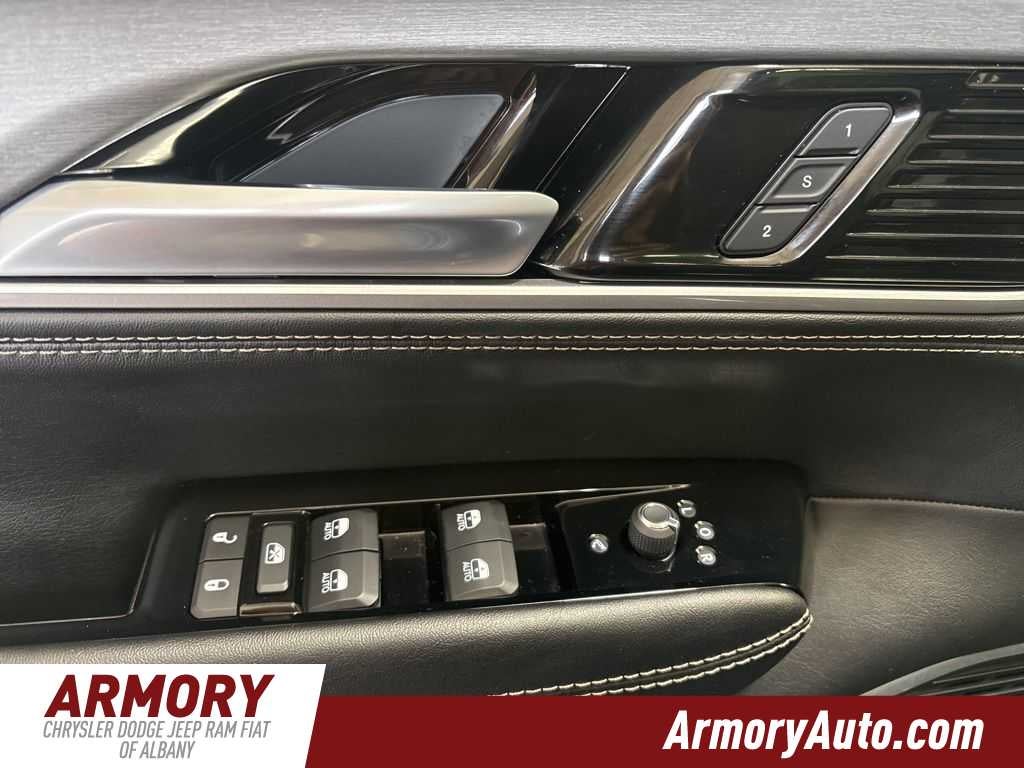 2026 Jeep Grand Wagoneer 4x4