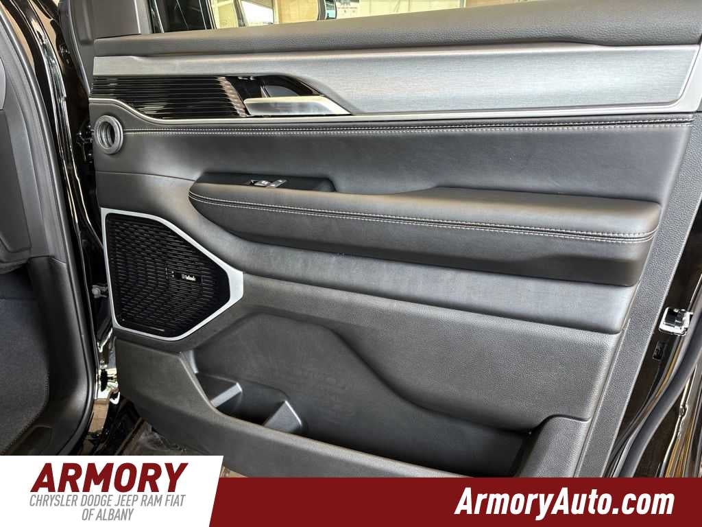 2026 Jeep Grand Wagoneer Limited Altitude