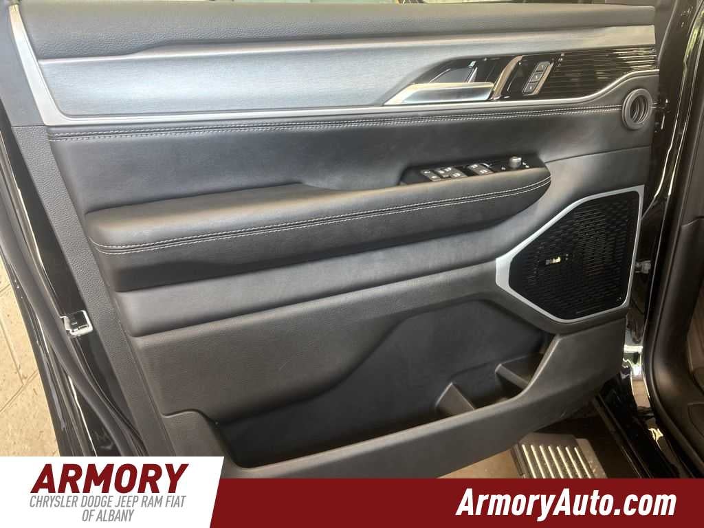 2026 Jeep Grand Wagoneer Limited Altitude