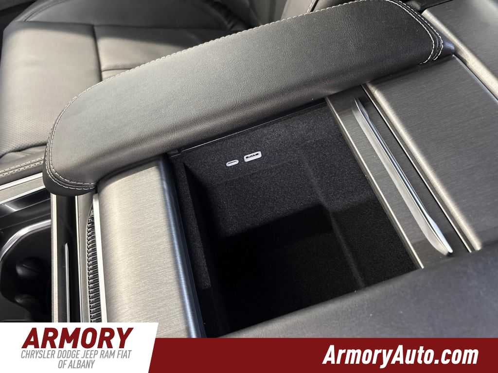 2026 Jeep Grand Wagoneer Limited Reserve