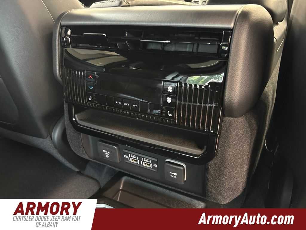 2026 Jeep Grand Wagoneer Limited Reserve