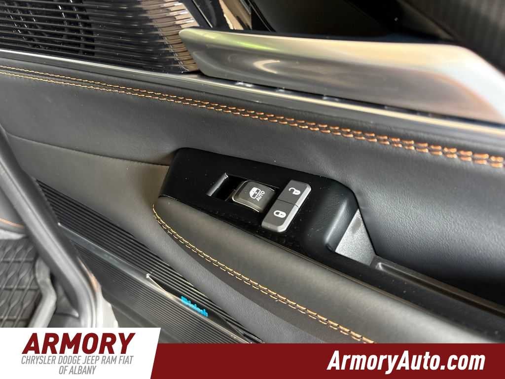 2026 Jeep Grand Wagoneer Summit Reserve