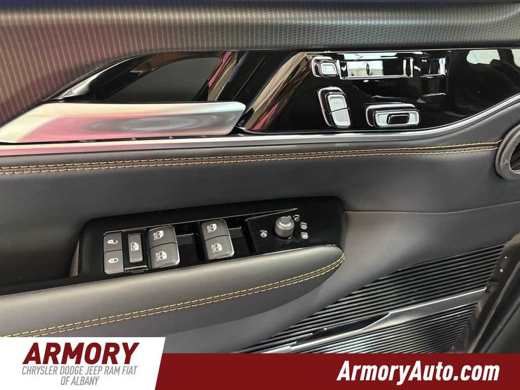 2026 Jeep Grand Wagoneer Summit Reserve