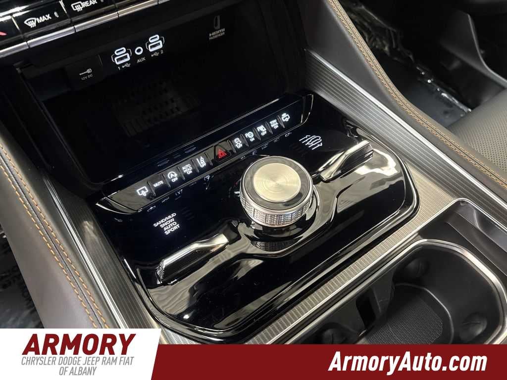 2026 Jeep Grand Wagoneer Summit Reserve