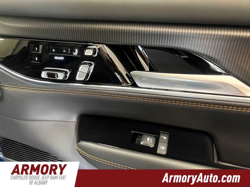2026 Jeep Grand Wagoneer Summit Reserve