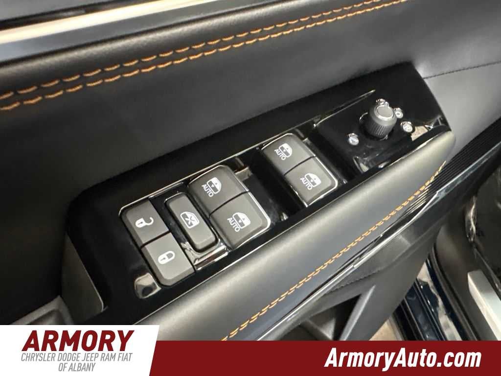 2026 Jeep Grand Wagoneer Summit Reserve
