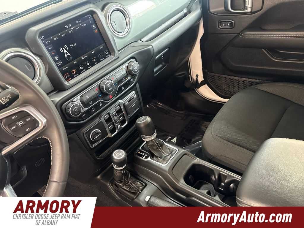 2023 Jeep Gladiator Overland