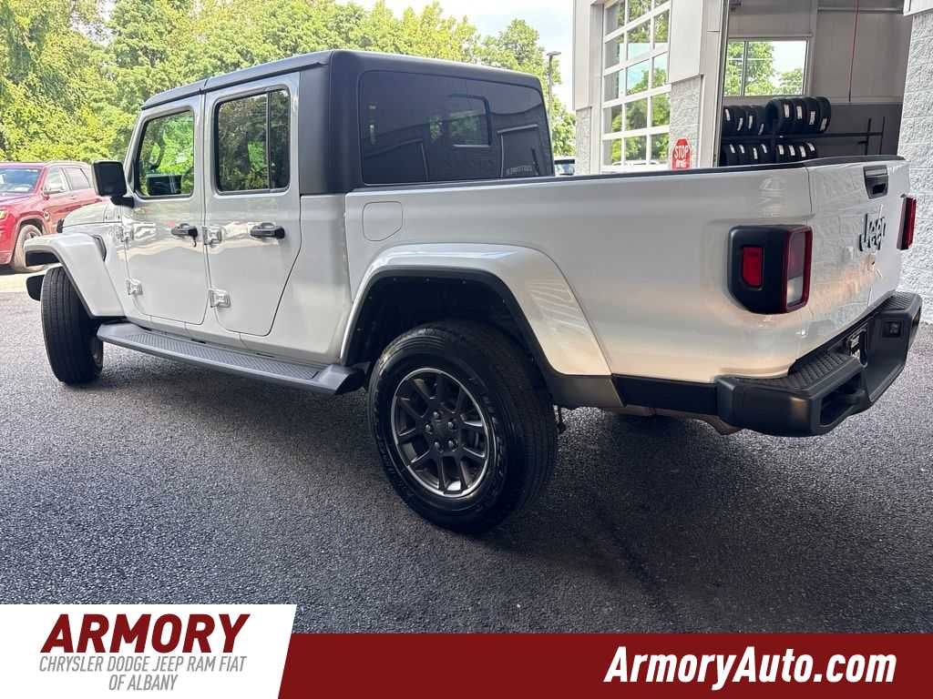 2023 Jeep Gladiator Overland