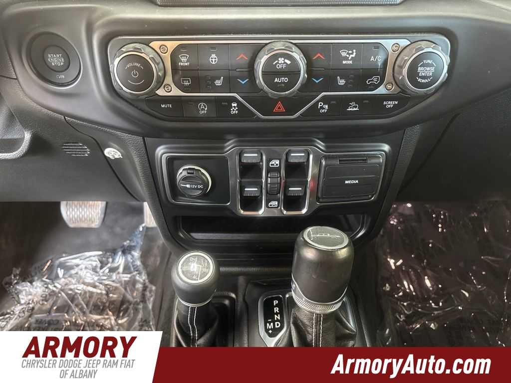 2021 Jeep Gladiator Overland