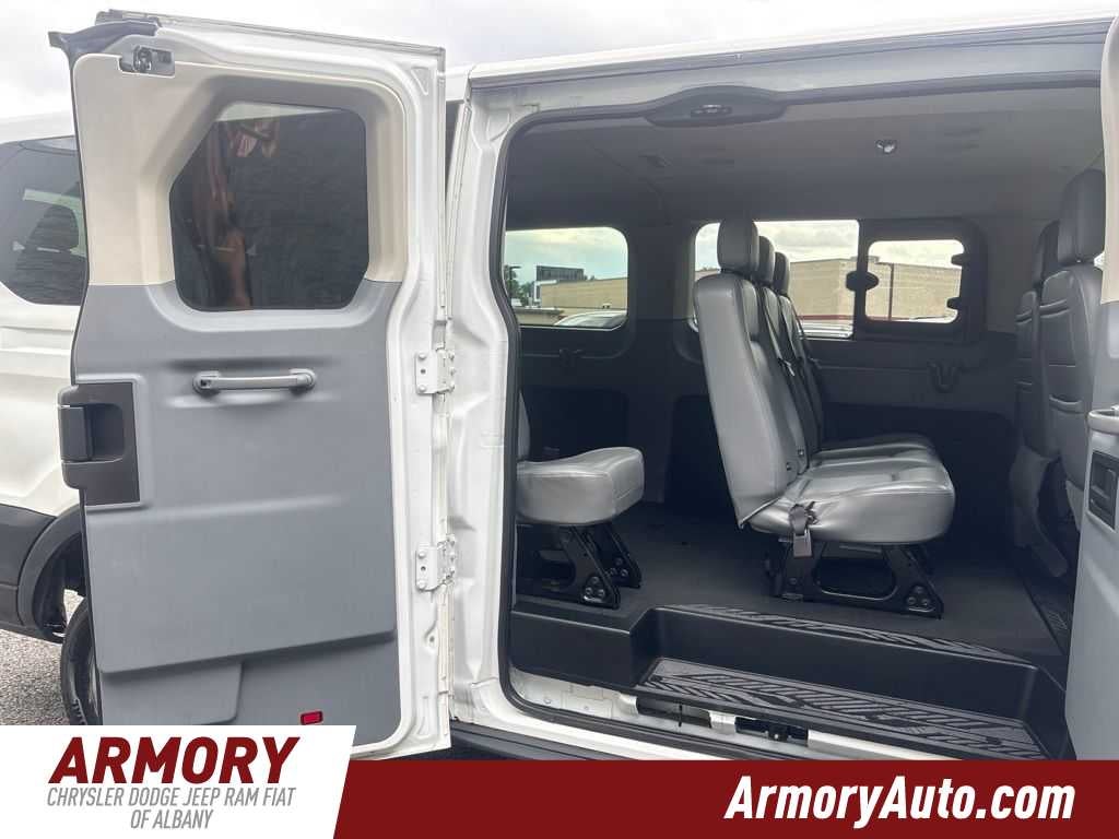 2017 Ford Transit Wagon XL