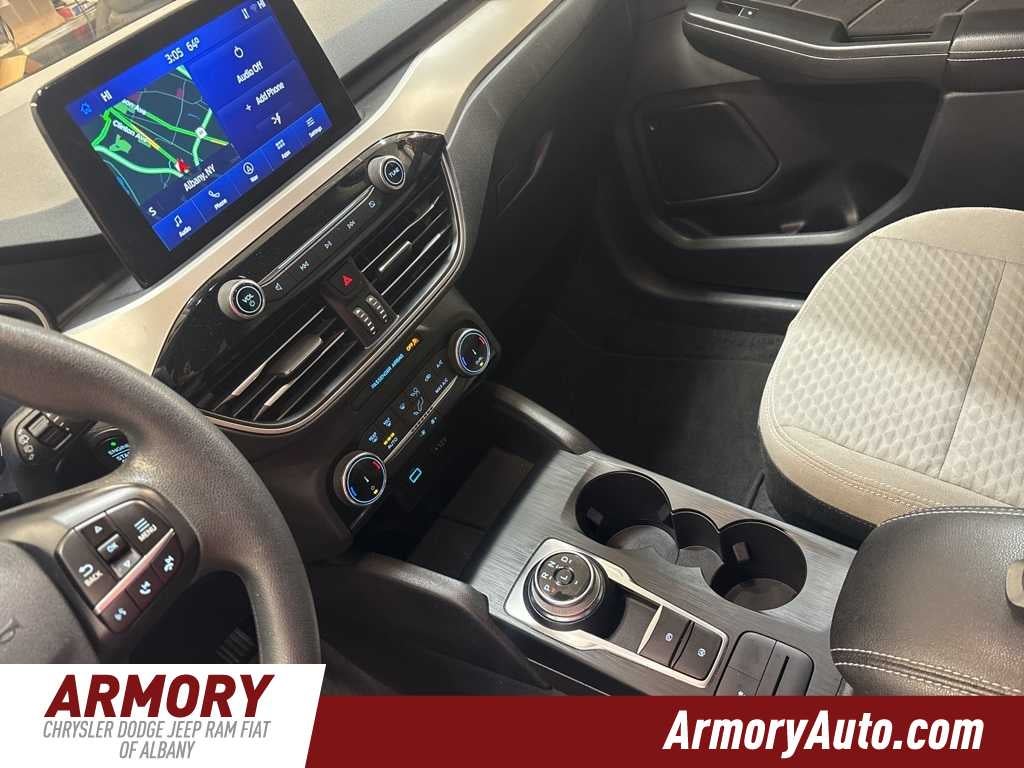 2022 Ford Escape SE Hybrid