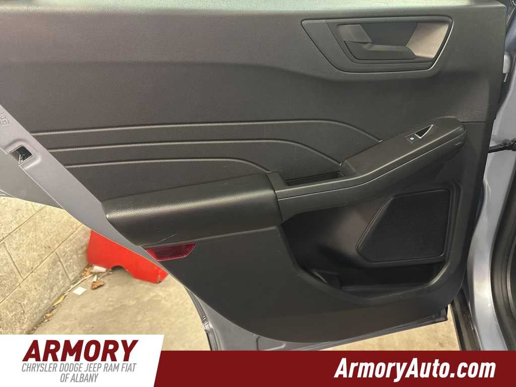 2022 Ford Escape SE Hybrid