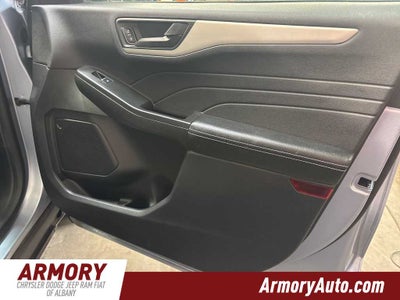 2022 Ford Escape SE Hybrid